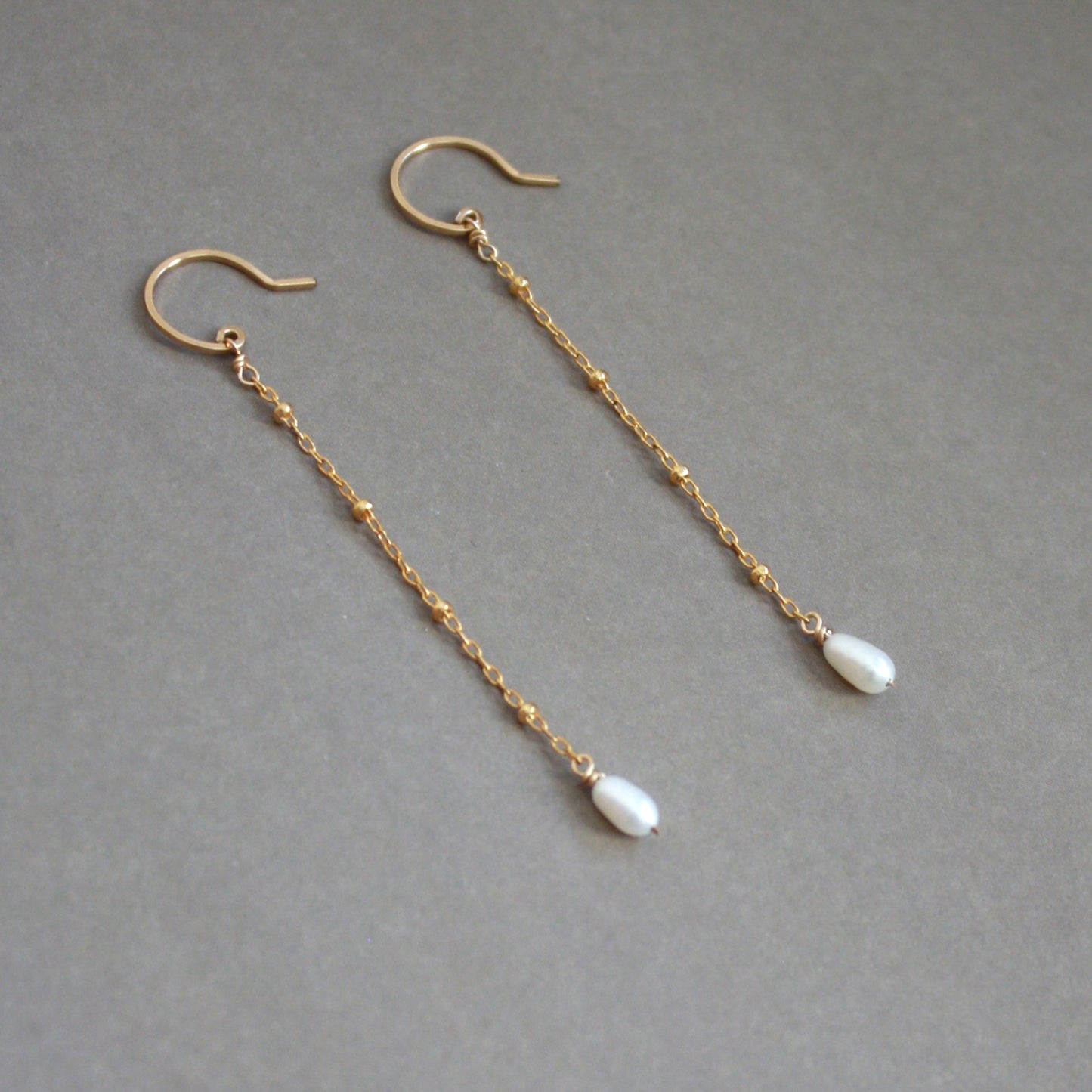 Pearl Saturn Chain Dangle Earrings - Long