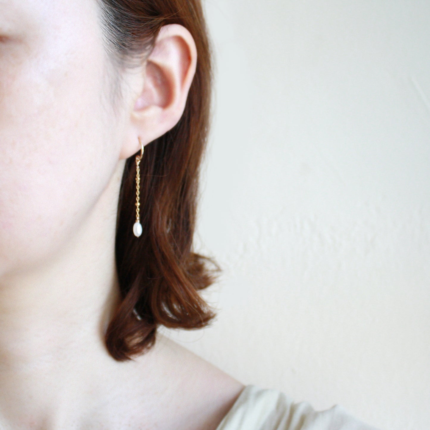 Pearl Saturn Chain Dangle Earrings - Short