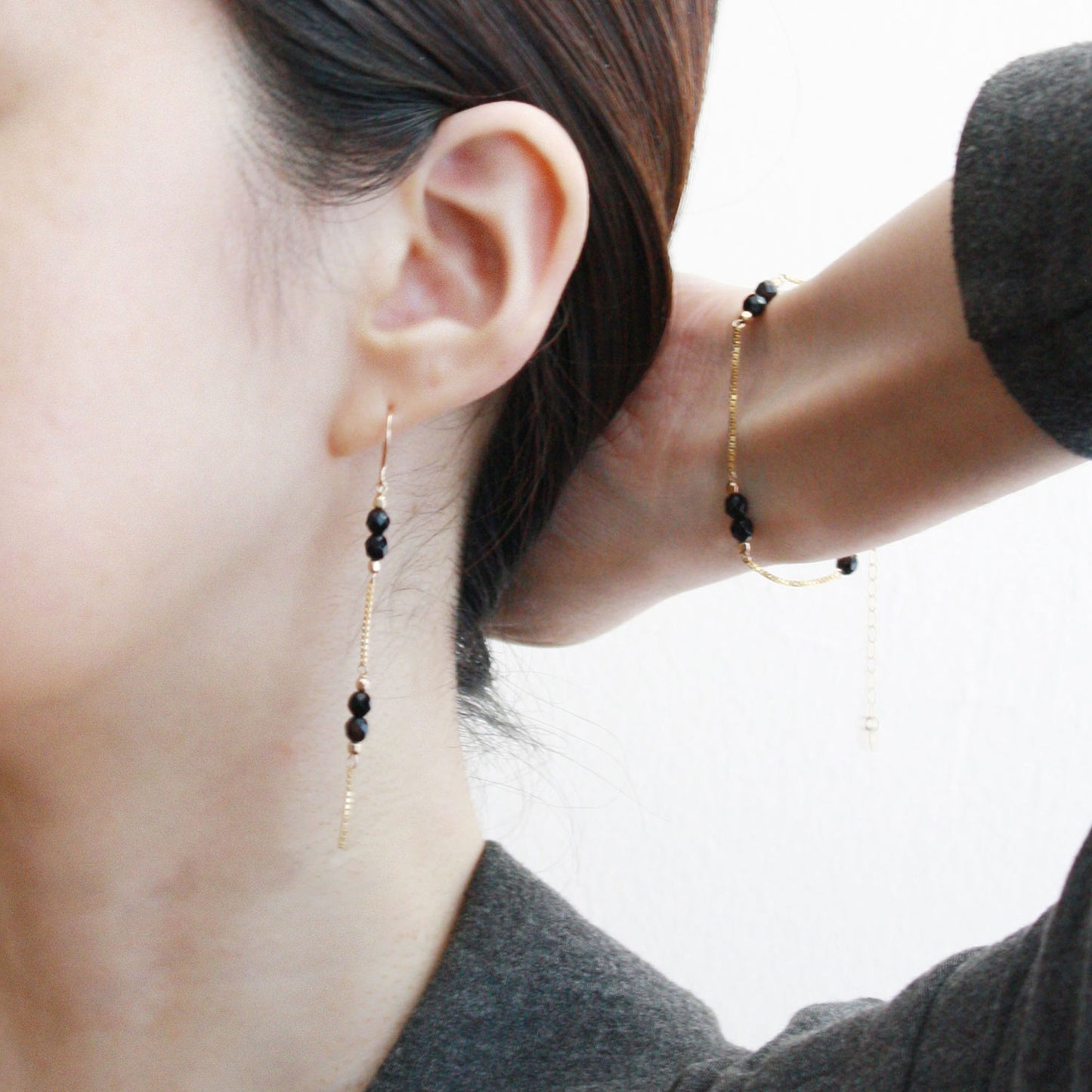 Gemstone Dangle Earrings - Onyx