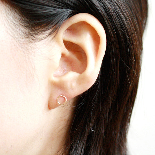 Circle Stud Earrings - 14k Gold Filled