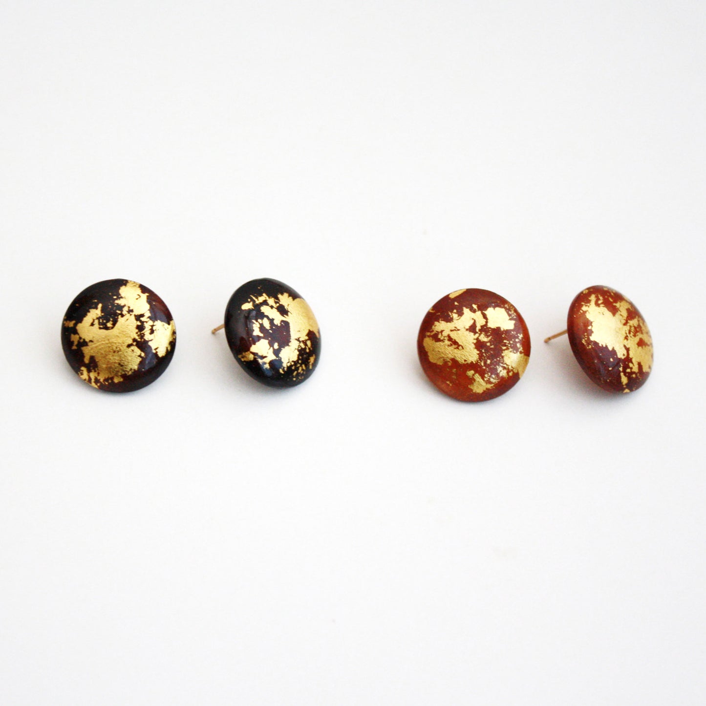 Wood Stud Earrings with Gold Leaf - Round