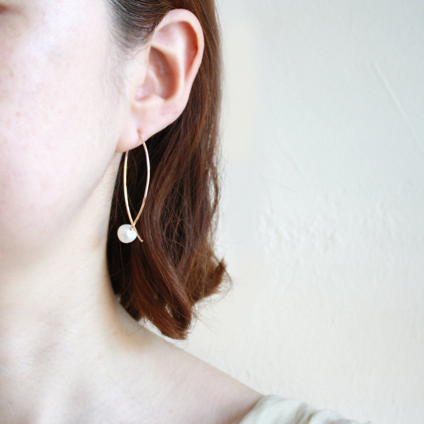 Pearl Arc Threader Earrings - Large