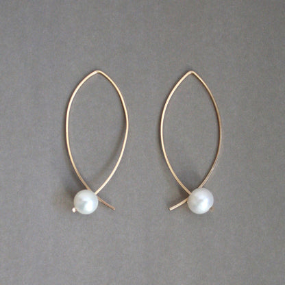 Pearl Arc Threader Earrings - Large