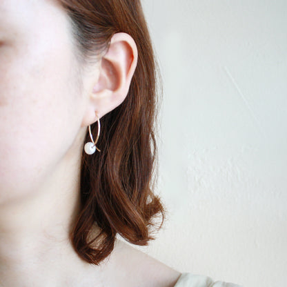 Pearl Arc Threader Earrings - Small