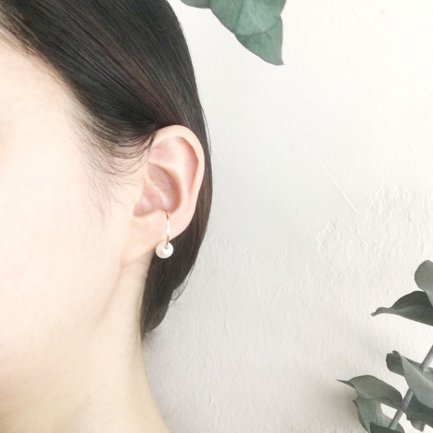 gold hoop ear cuff white pearl