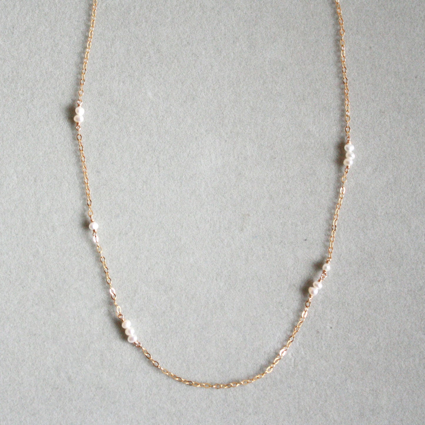 Short Gemstone Necklace - Freshwater Pearl
