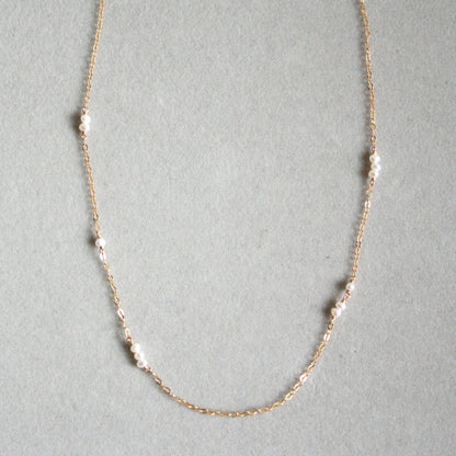 Short Gemstone Necklace - Freshwater Pearl