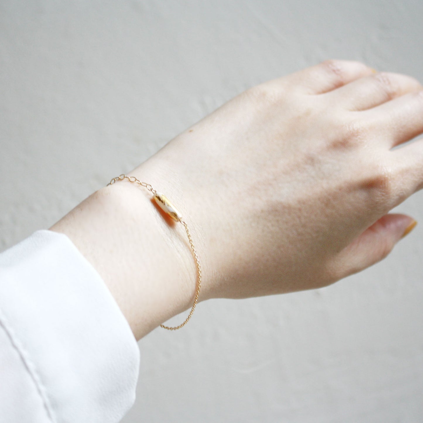 Gold Leaf Bracelet - White Tube