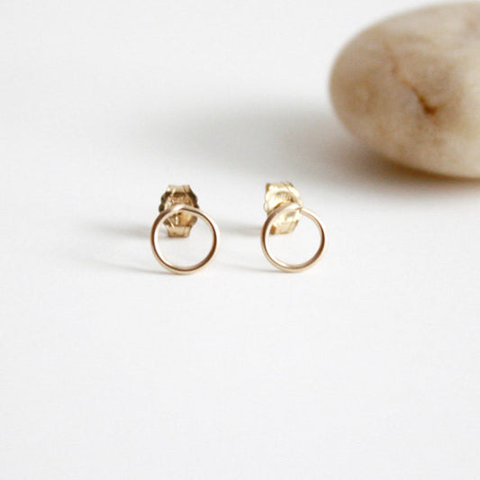 Circle Stud Earrings - 14k Gold Filled