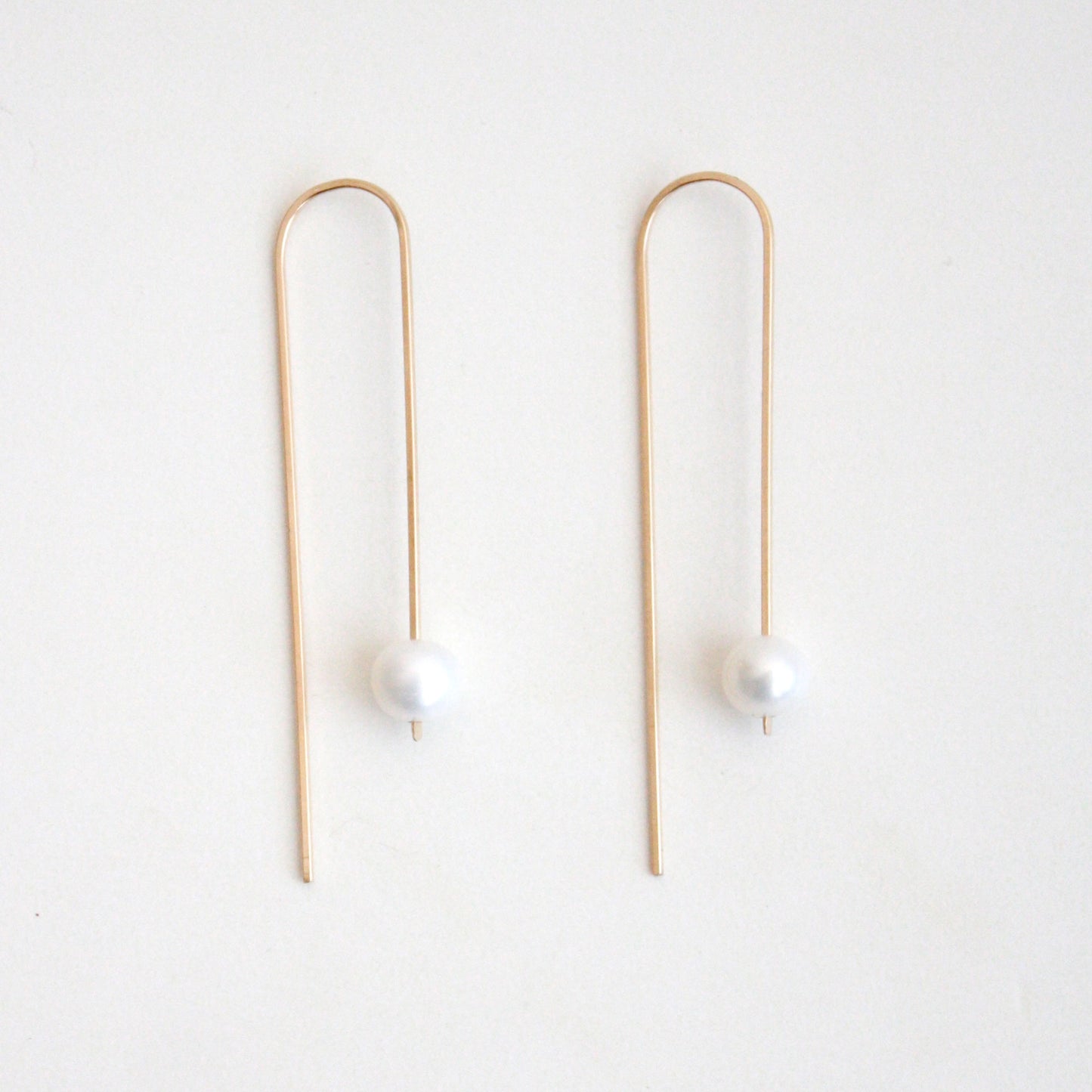 Long Arc Threader Earrings - Large Pearl
