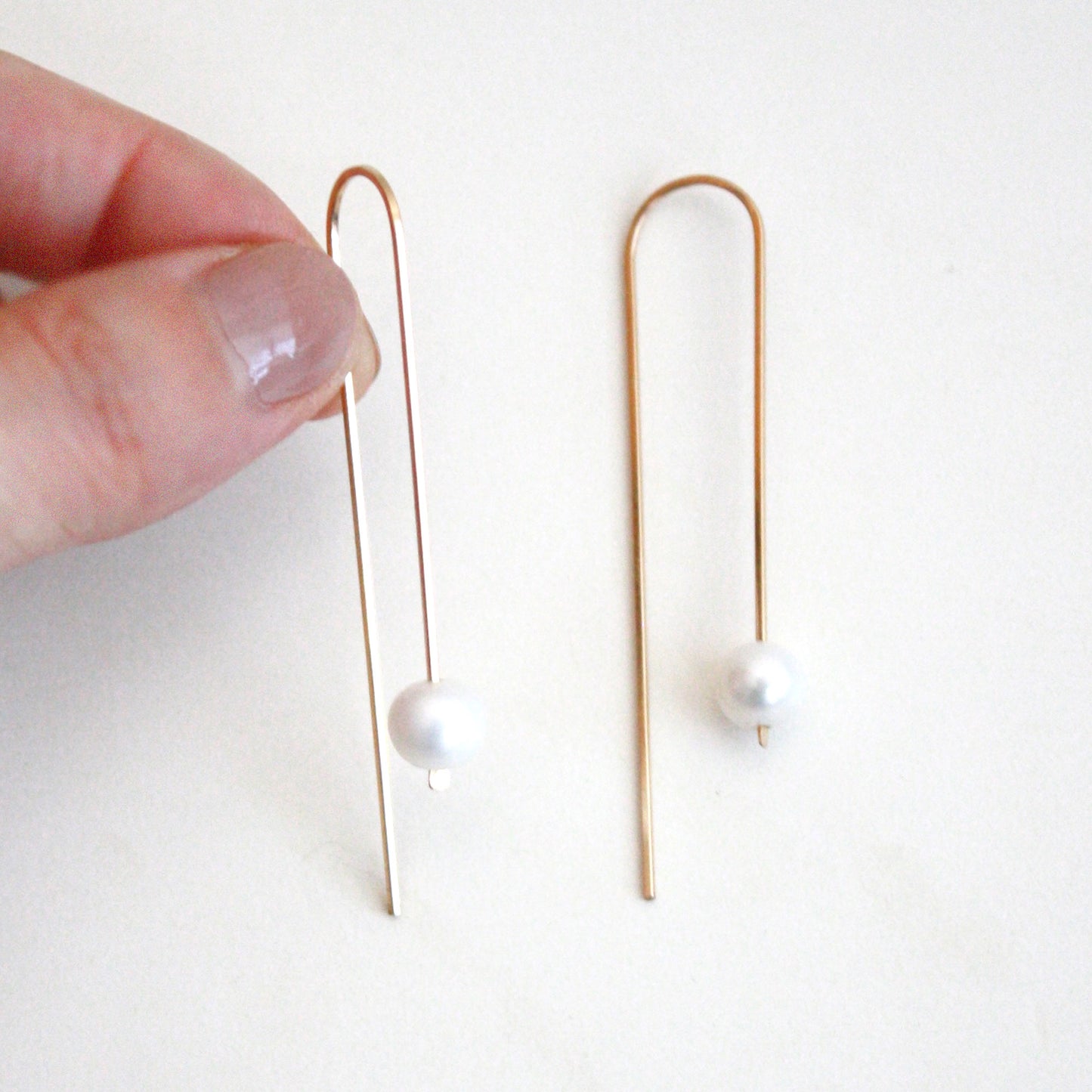 Long Arc Threader Earrings - Large Pearl