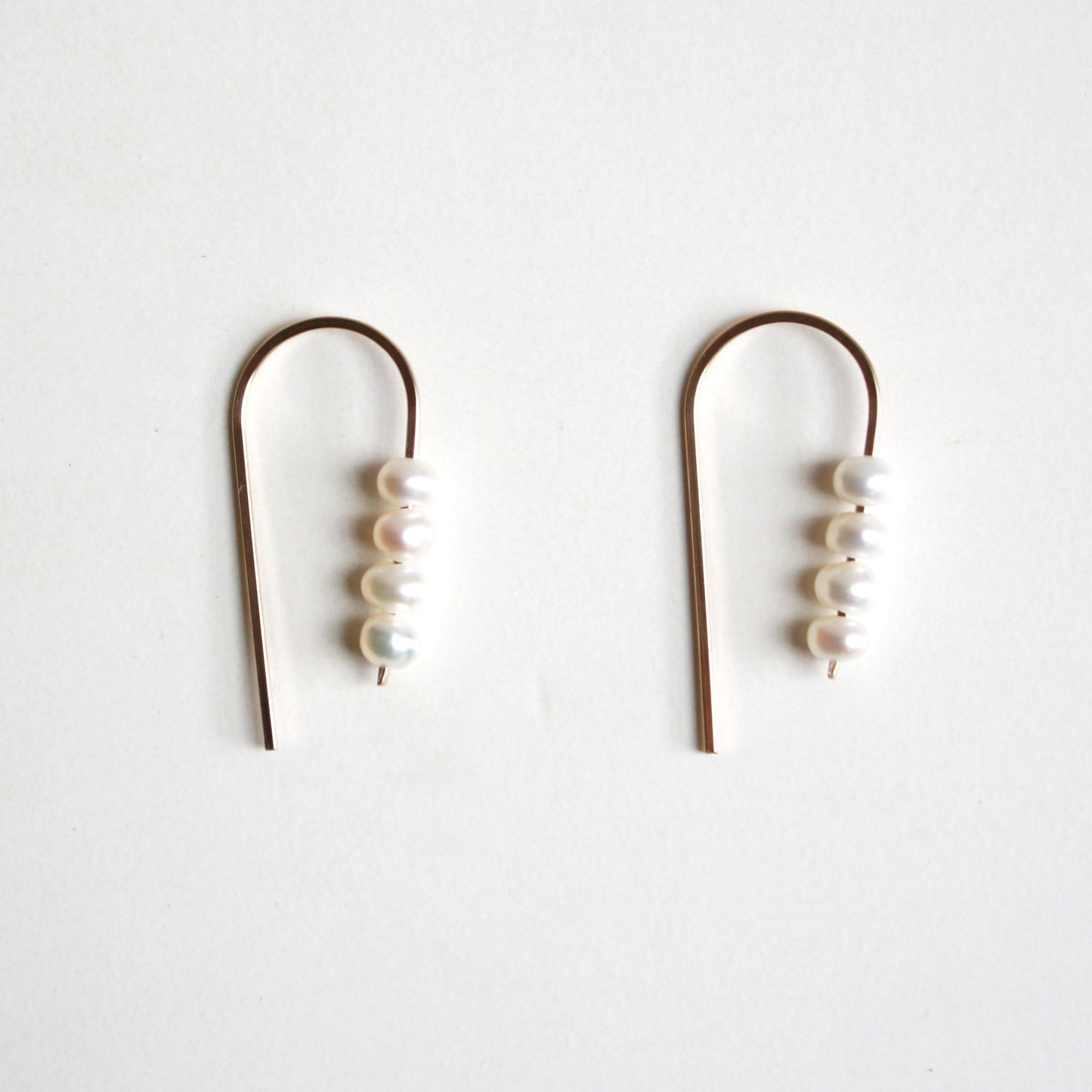 Short Arc Threader Earrings - Small Multiple Pearls