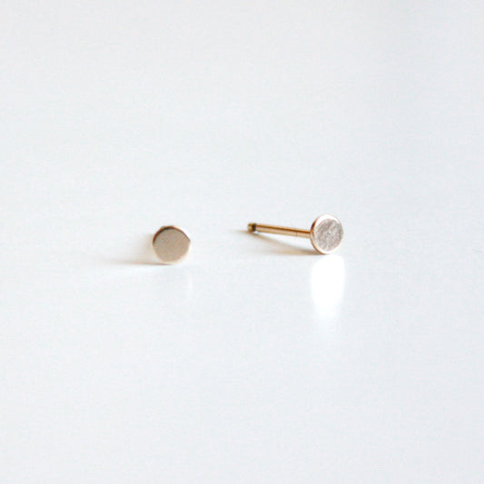 Tiny Dot Circle Stud Earrings